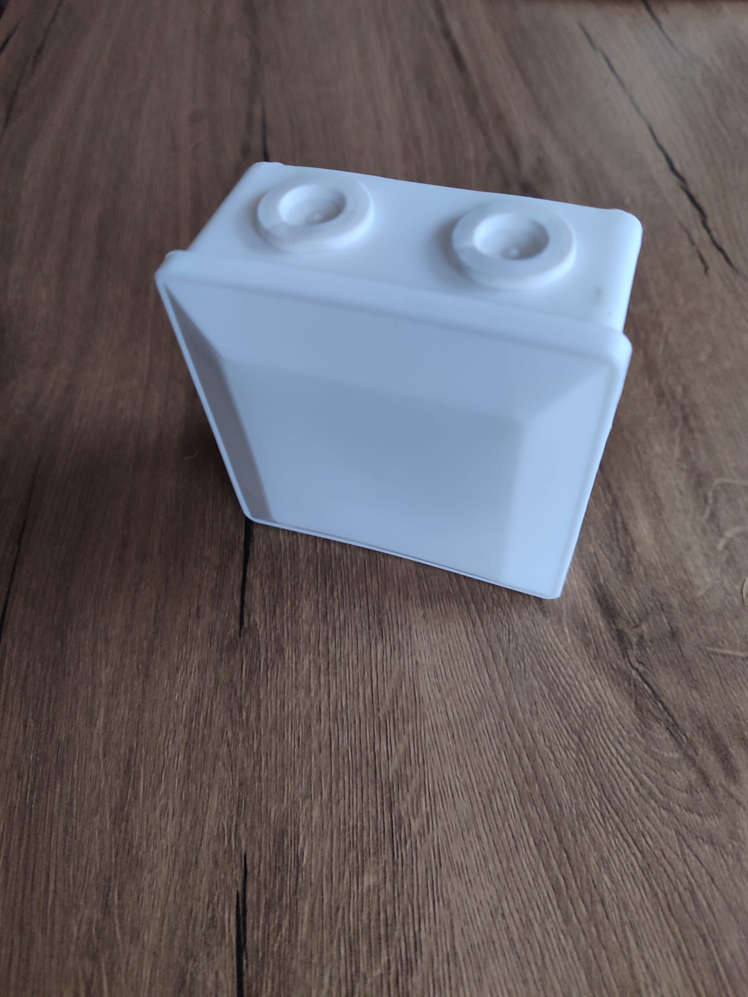 Razvodna kutija strana